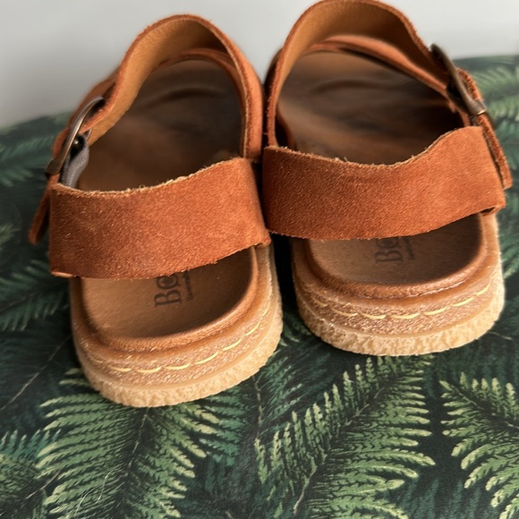 BORN Suede Sandals Size 6 M women's - Picture 5 of 10